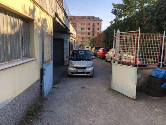 Posto auto in affitto a Genova