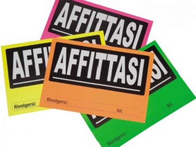 POSTO AUTO in AFFITTO a GENOVA CENTRO STORICO / CARICAMENTO di 1 vani