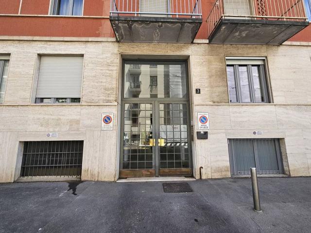 Posto auto in affitto a Milano
