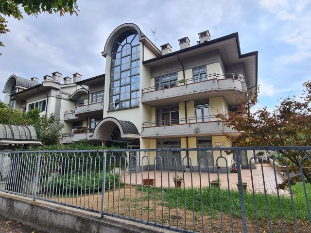 POSTO AUTO in VENDITA a TREVIGLIO