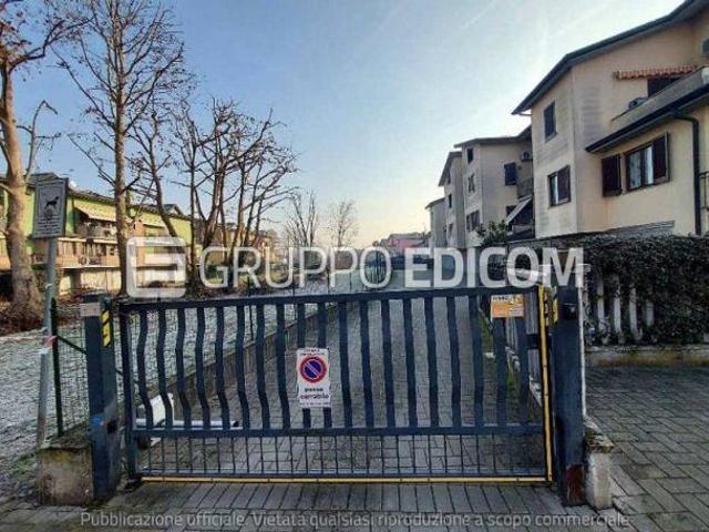 Posto auto in vendita a Arzago d'Adda Rif. 4549543