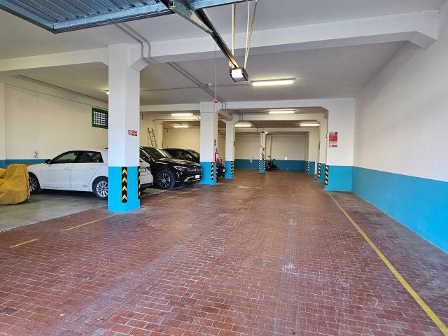 Posto auto in vendita a Falconara Marittima