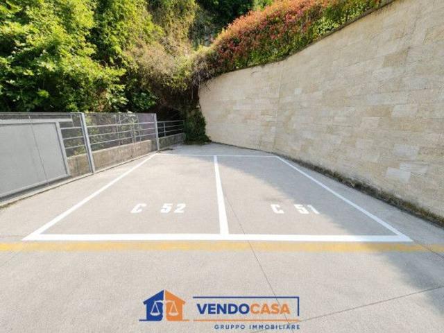 Posto auto in vendita a Finale Ligure