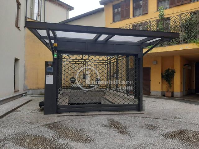 Posto auto in vendita a Milano, Centro Storico