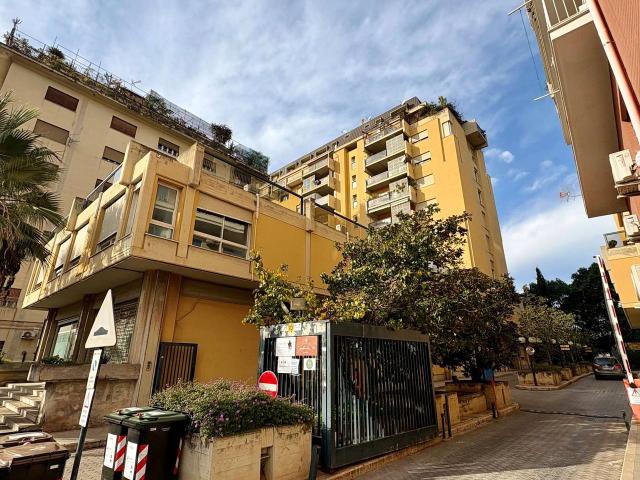 Posto auto in vendita a Palermo