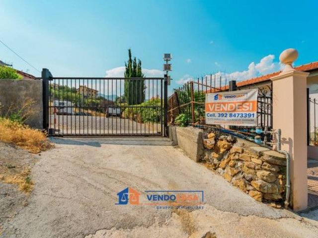 Posto auto in vendita a Sanremo