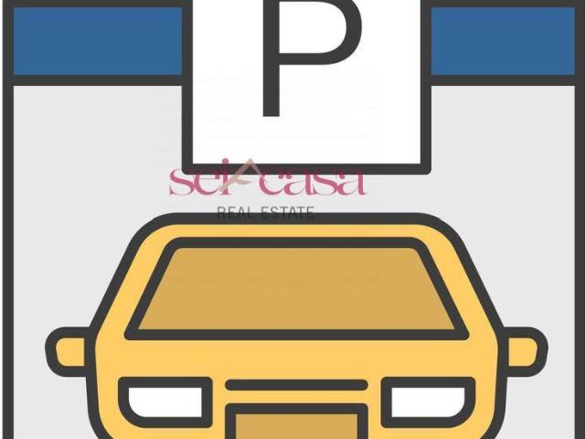 Posto auto scoperto in affitto a Grosseto, Citt