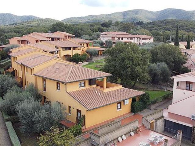Posto auto scoperto in vendita in località col di sasso complesso borgo etrusco, Scarlino