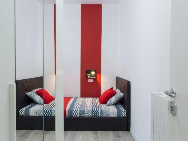 Posto letto in affitto in appartamento con 2 camere a Zara, Milano