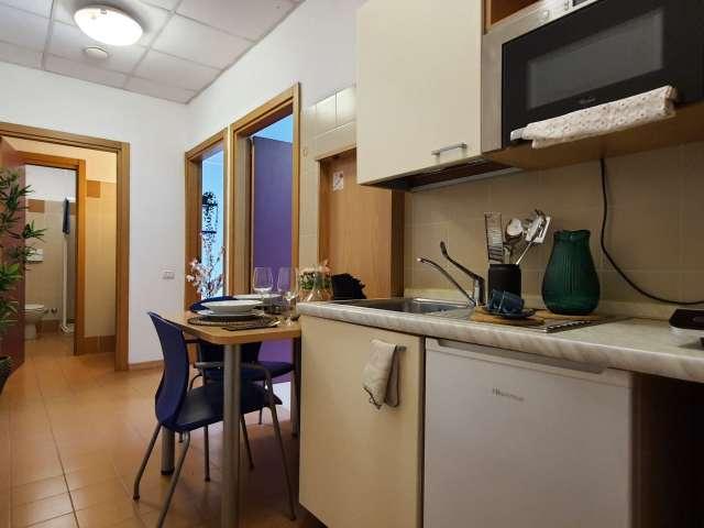 Posto letto in affitto in appartamento con 2 camere a Milano