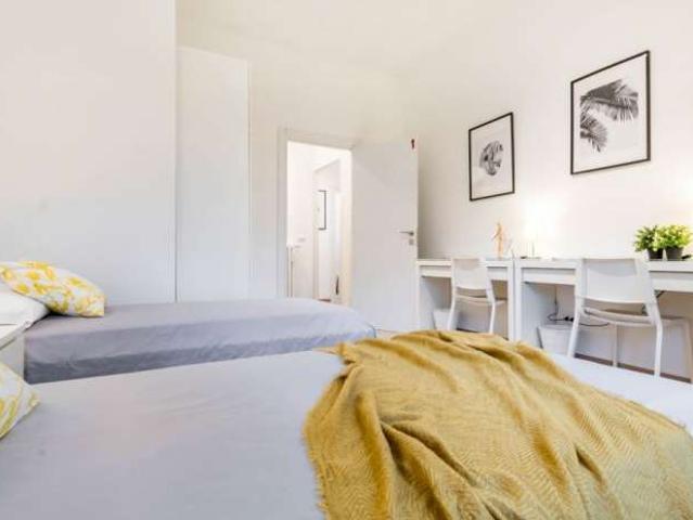 Posto letto in affitto in camera condivisa in appartamento a Lorenteggio