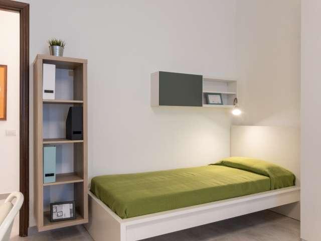Posto letto in affitto in camera condivisa in appartamento con 2 camere da letto a Bovisa