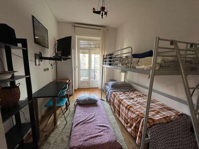 Posto letto in appartamento condiviso in affitto a Vanchiglia, Torino