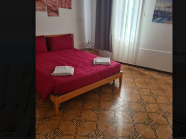 Posto letto in appartamento da 1 stanza singola e 1 stanza doppia