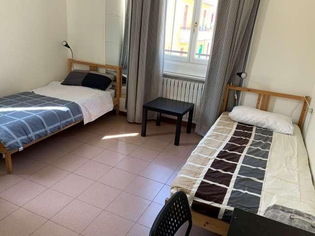 Posto letto in camera condivisa in affitto a Stadera, Milano