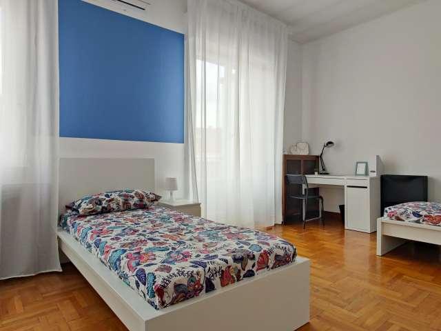 Posto letto in camera condivisa in affitto in appartamento a Milano