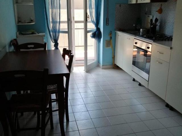Posto letto in camera singola arredata