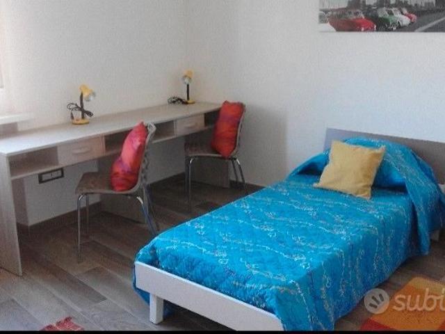 Posto letto in doppia per studentessa uiversitaria