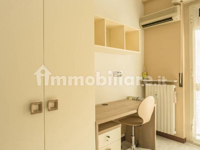 Posto letto in doppia via Ebro 9, Milano