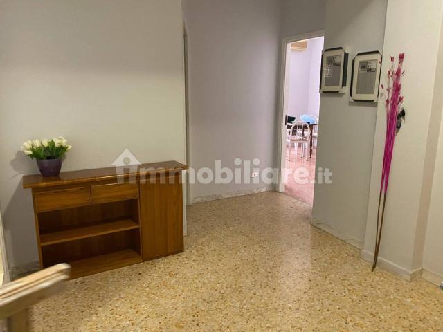Posto letto in doppia via Saseo 47, Foggia
