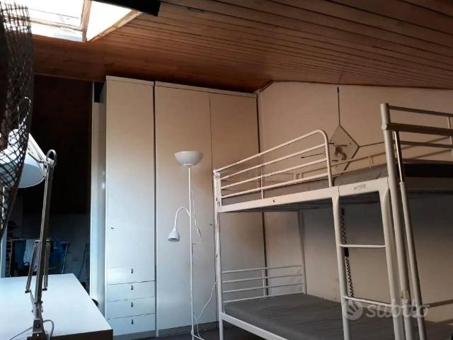 Posto letto libero da subito a San Donato 300 euro