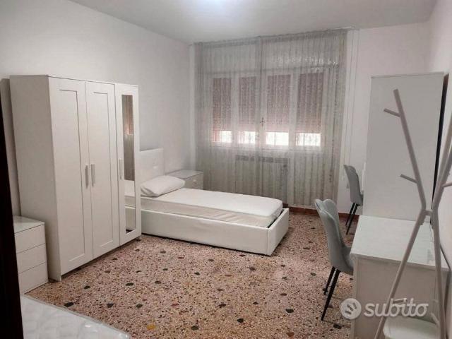 Posto letto Mestre via Torino solo per uomo