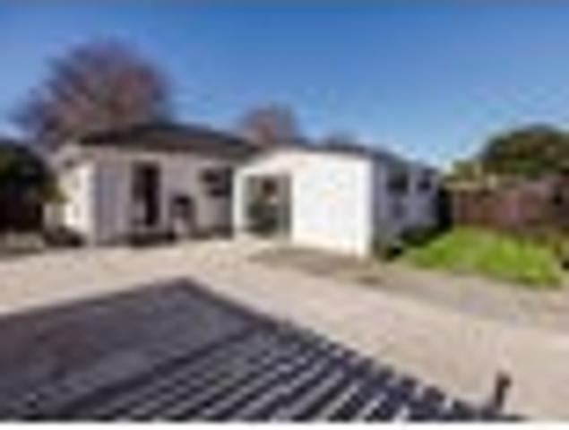 Potential Income & Perfect for Extended Families