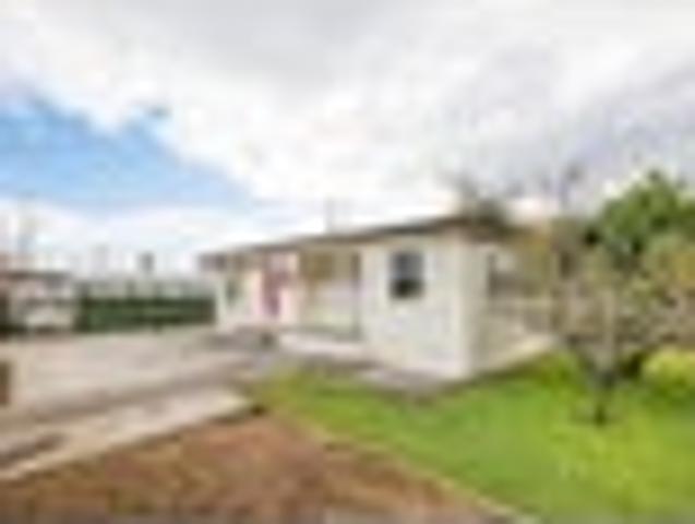 Potential Plus In Prime Location!