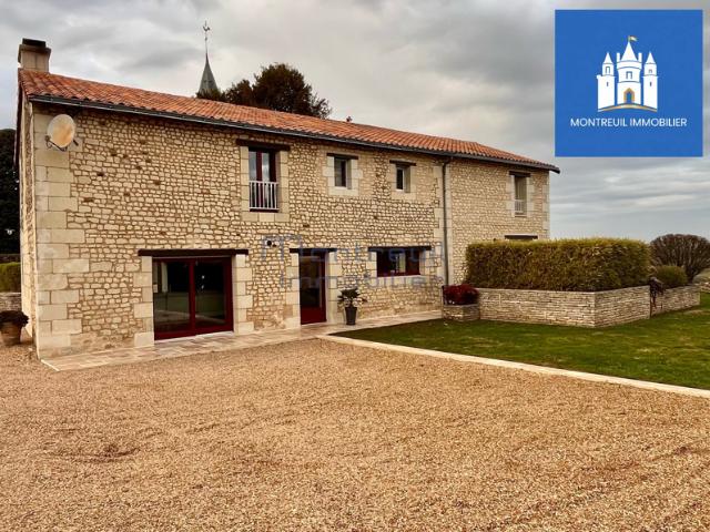 POUANÇAY 86 PROPRIÉTÉ DE CHARME COEUR VILLAGE 5 CH