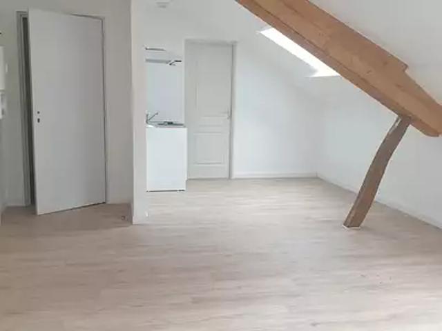 Pouilly en Auxois 21320 Location appartement 1 pièce t1 au dernier étage