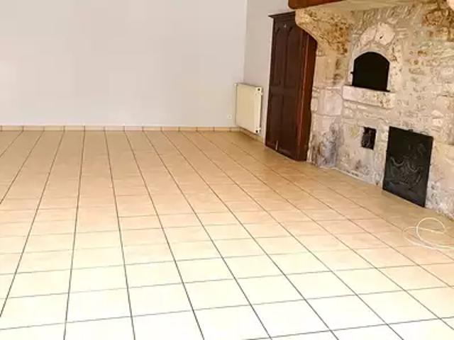 Pouilly en Auxois 21320 Location maison 3 pièces t3