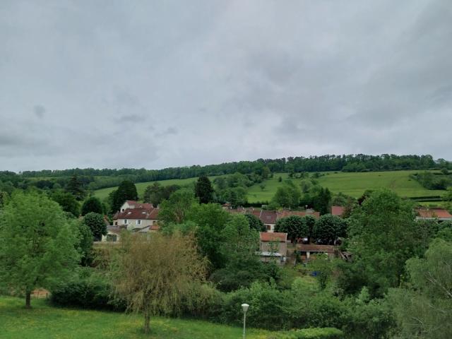 POUILLY EN AUXOIS Appartement T4