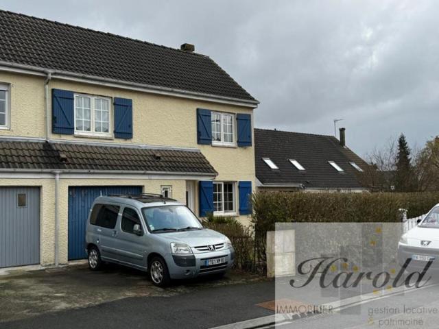 POULAINVILLE AMIENS METROPOLE PAVILLON AVEC GARAGE JARDIN ET TERRASSE
