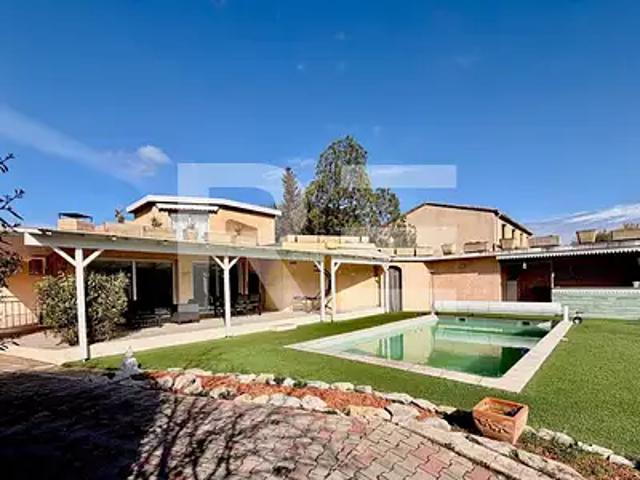 Poulx 30320 Achat / Vente maison 7 pièces t7 piscine jardin