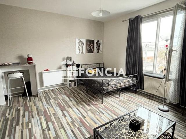 Pour investisseur, secteur Avenue des Terrasses, proche centre ville, chu et facultés Gibauderie et Patis, vendu loué