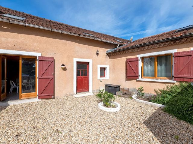 Pour le prix d'un appartement une Maison atypique 140 m². 140m² Périgueux