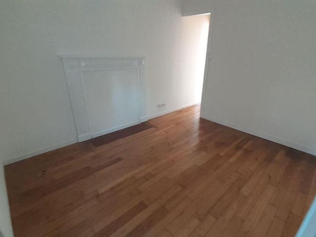 Pour visiter et renseignements, appeler le 02.23.55.91.17 VITRE, Quartier Rue d'Ernée. Petite.