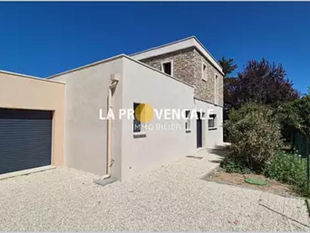 Pourrières 83910 Achat / Vente maison 4 pièces t4 piscine