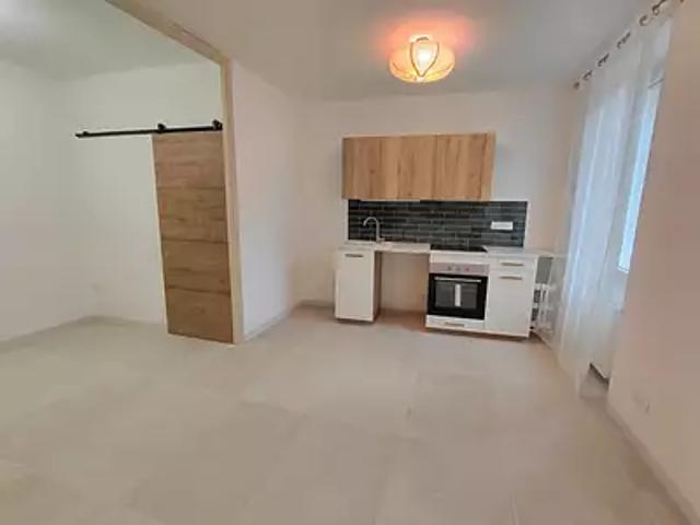 Pourrières 83910 Location appartement 1 pièce t1