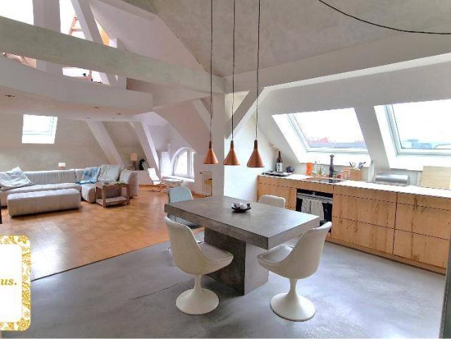POWER PENTHOUSE! Künstler Loft! TRAUMAUSBLICK ! Loftartige helle Dachterrassenwohnung in guter Wohnruhelage!