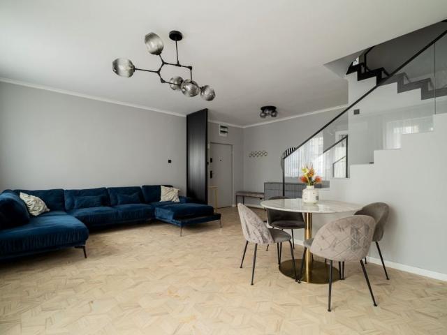 Powstańców śląskich 145 m², Warszawa