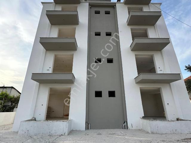 Poyraz'dan Döşemealtı Çıplaklı'da 1+1 55m² 3.kat Satılık Daire