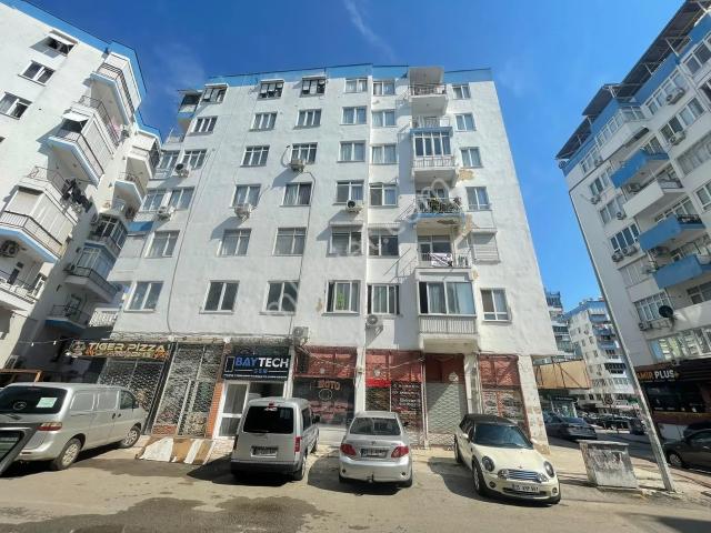 Poyraz'dan Şehir Merkez'inde 2+1 110m2 2.kat Satılık Daire