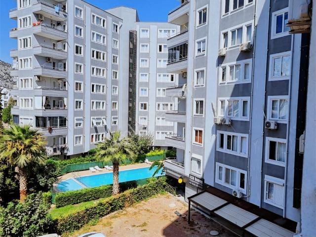Poyraz'dan Hurmada Havuzlu Sitede Satılık 3+1 150 M2 3.kat Daire