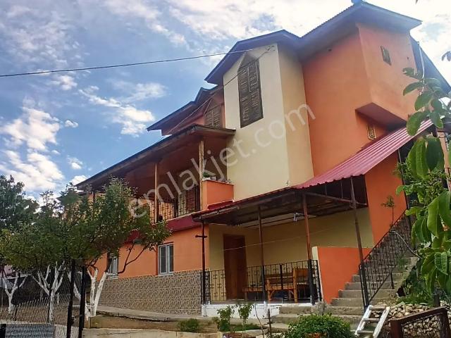 Pozantı Fındıklı'da Eşyalı Satılık Dublex Yayla Evi417 M2 Hisse