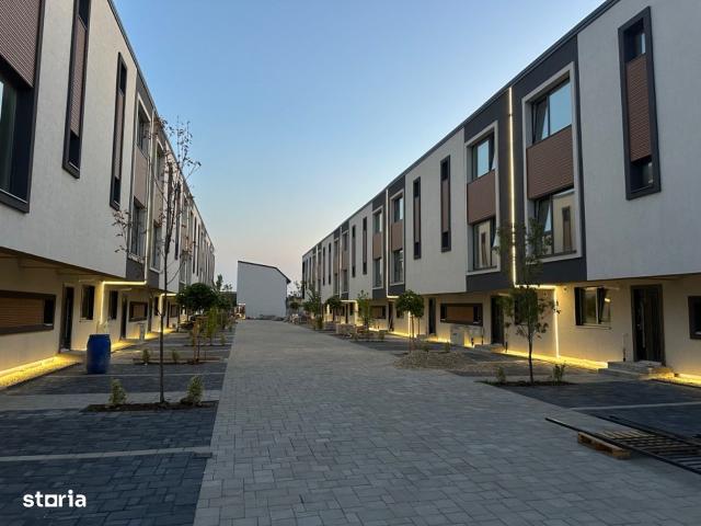 Poze reale Casa 4 camere 4 bai complex privat Chiajna