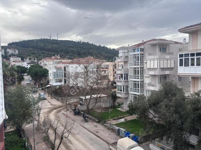 Pozitif'ten Kurbağalı'da Ferah Geniş Balkonlu 2+1 Satılık Daire