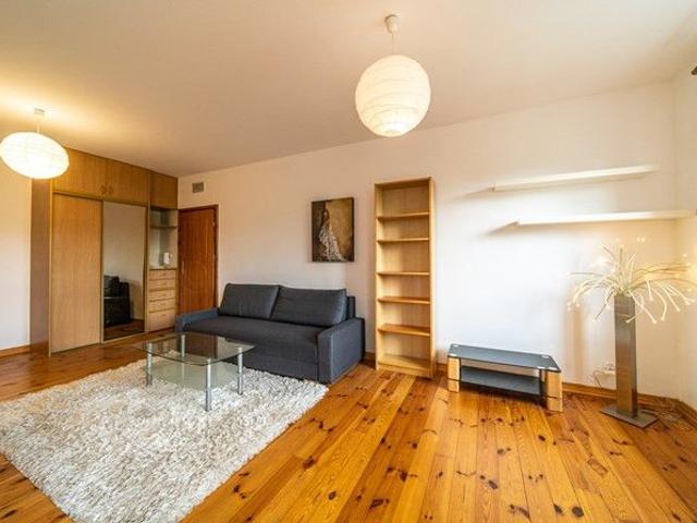 Poznań Winogrady, Starowiejska