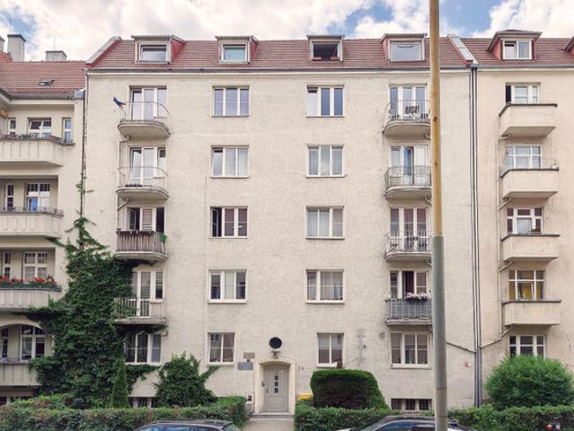 Poznań, Łazarz, Juliusza Kossaka