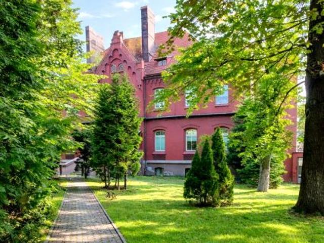 Pl. Piastowski 1 053 m², Chorzów
